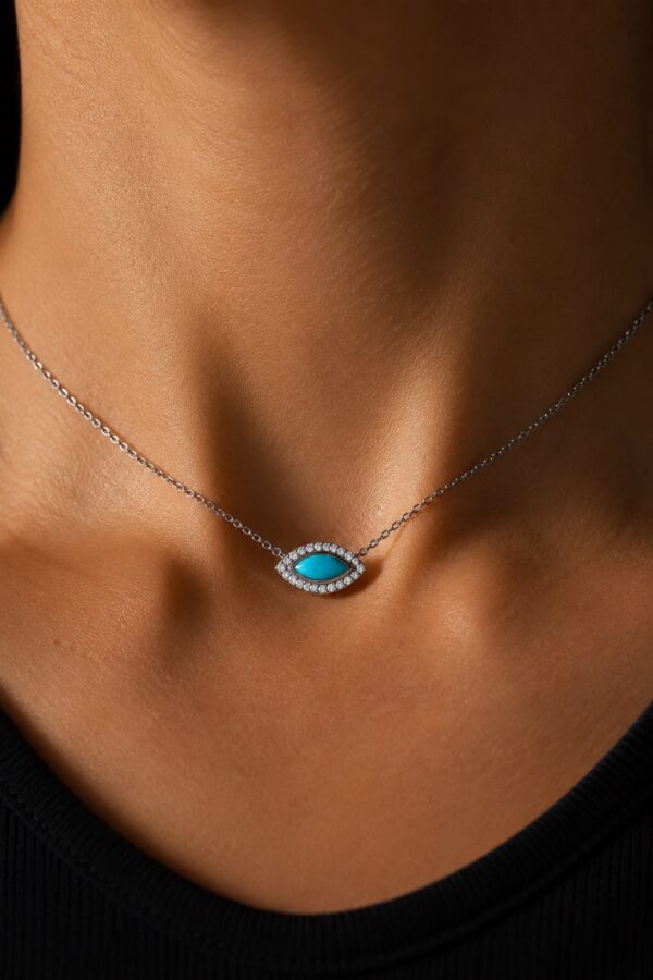 Arden Line Necklace
