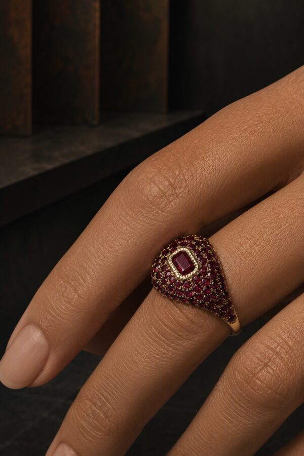 Lucent Crest Ring